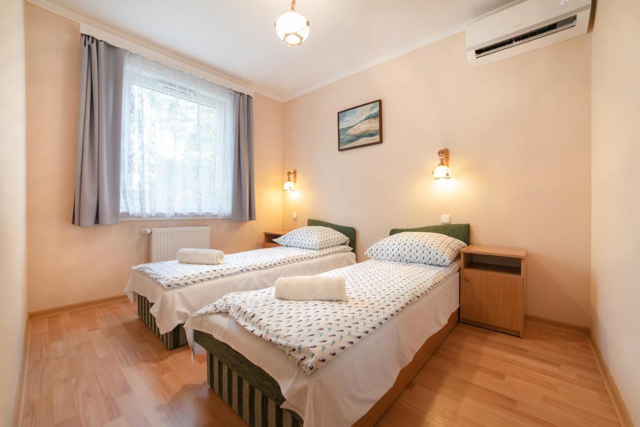 Pokoje Goscinne Konik Morski Dębki Exterior foto